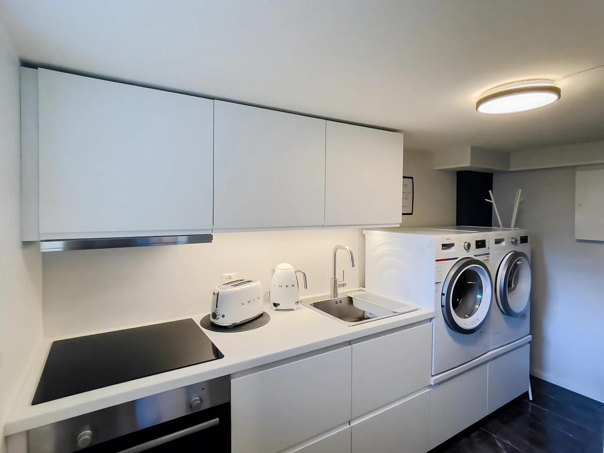 Apartment Underground Flat *